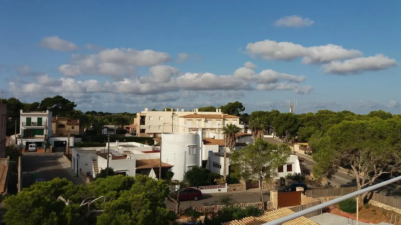 ** Apartahotel Apartamentos Villa Primera Cala Figuera  España
